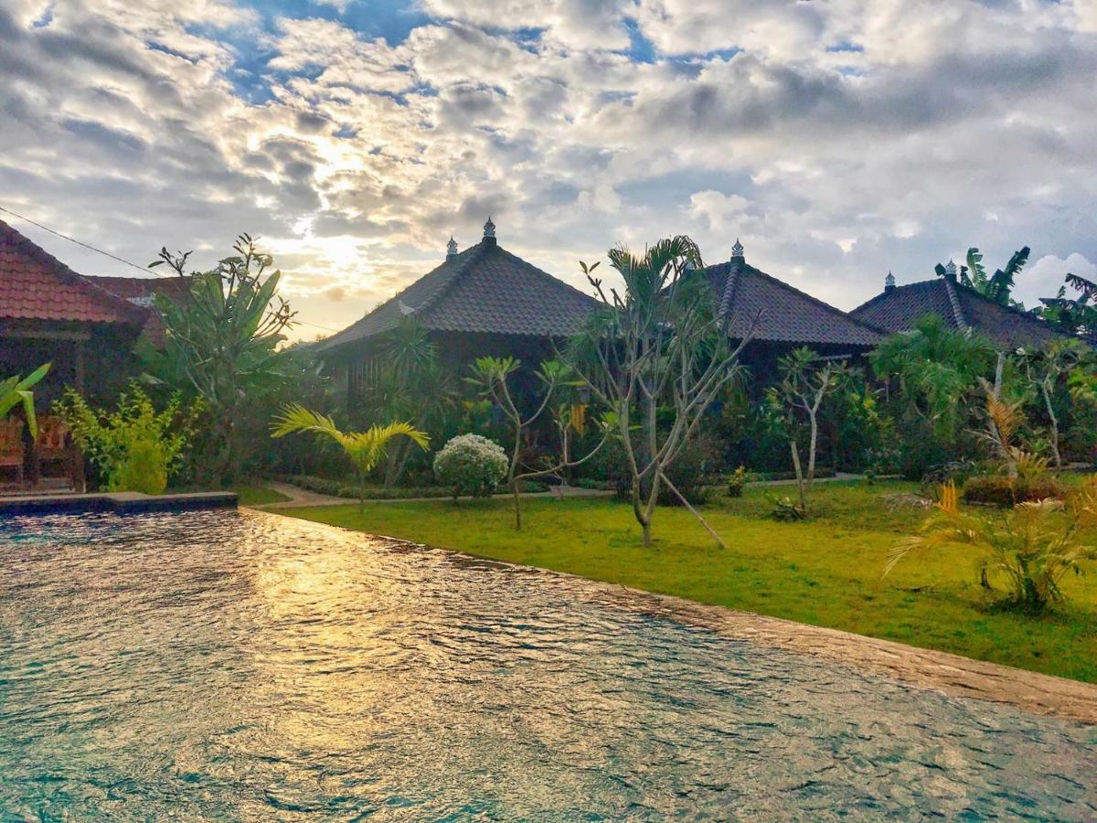 Gatri Hut Hotel Lembongan Eksteriør billede