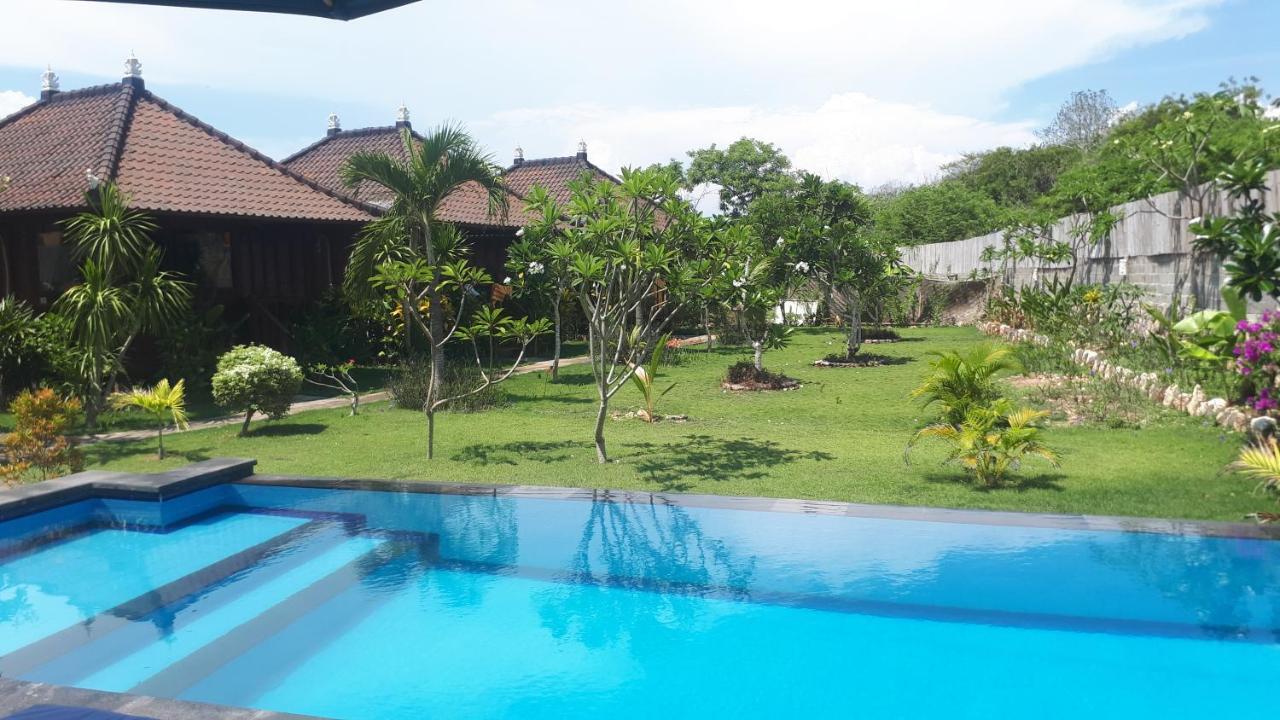 Gatri Hut Hotel Lembongan Eksteriør billede