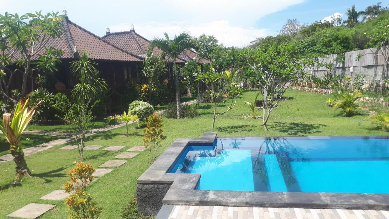 Gatri Hut Hotel Lembongan Eksteriør billede